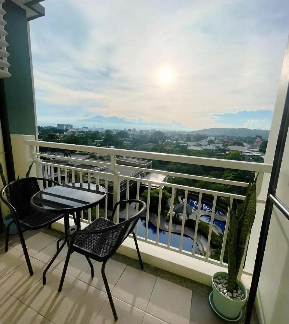 Davao City Verdon Parc Belvedere 736 With Pool View הפיליפינים